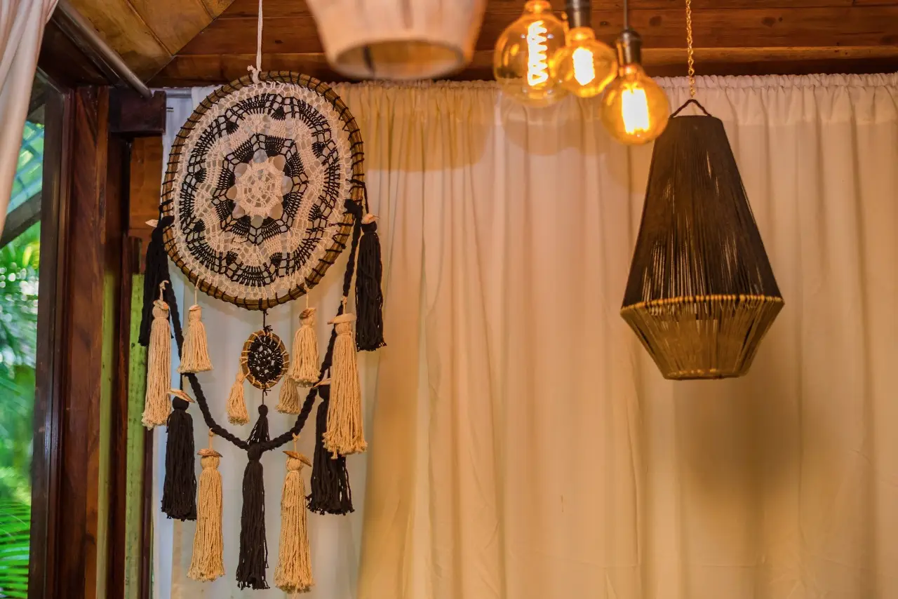 c5f04b8c-96c4-4544-bb74-4f86ca5041c7-1